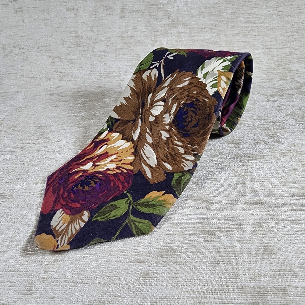 Vintage GANT Floral, 100% Cotton Tie with Bold Floral Pattern Made In USA